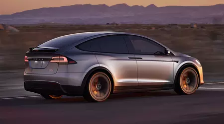 Tesla перестала продавати в Китаї американські Model S і Model X