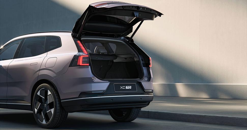 Volvo XC70 - новий стандарт у гібридних автомобілях