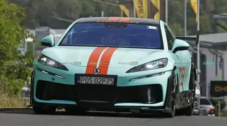 Denza Z9 GT Xtreme: Навіщо BYD 2000 «конячок» та антикрило розміром із балкон