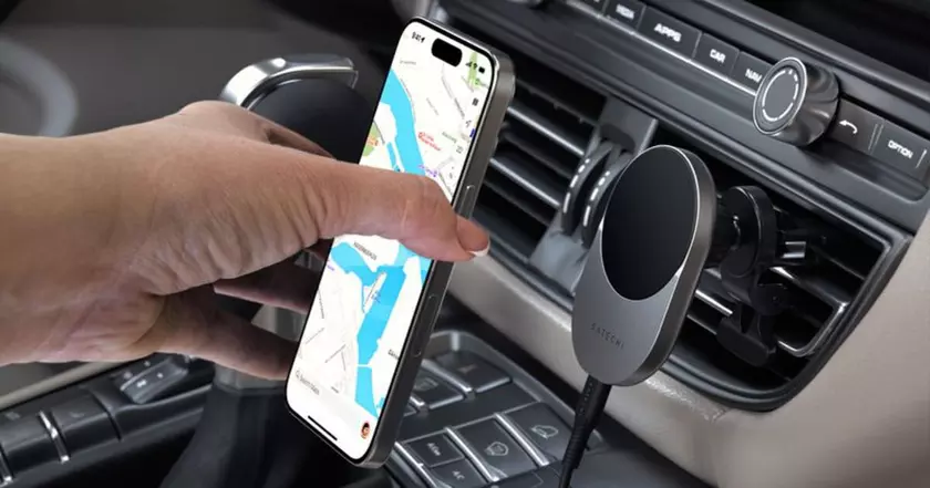 Satechi выпускает беспроводное автомобильное зарядное устройство Qi2 для быстрой зарядки iPhone