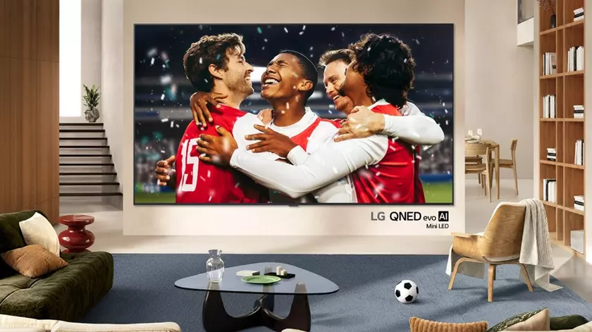 Обзор телевизоров QNED evo Mini LED 2026: новое поколение экранной технологии