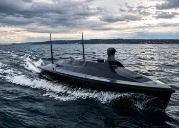 Морской бой XXI века: в Черном море впервые произошло сражение безэкипажных катеров — победил украинский Sargan 3000 (видео)