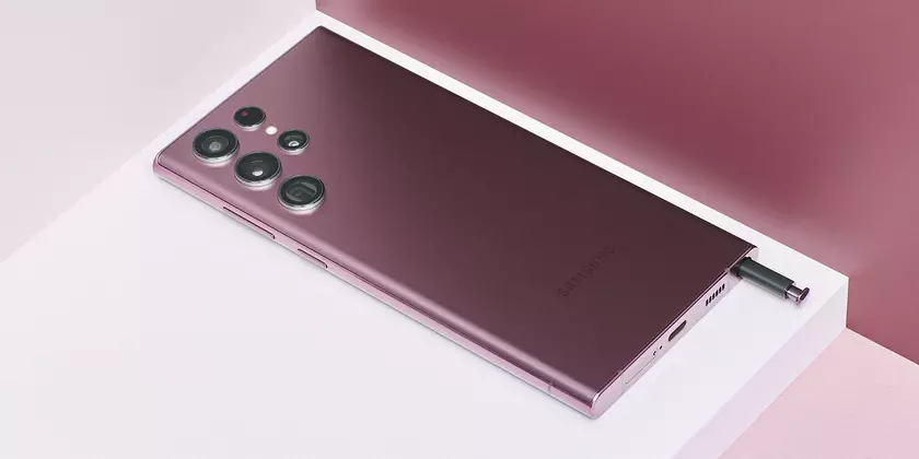Разница незначительна: 45-ваттная зарядка заряжает Samsung Galaxy S22 Ultra не намного быстрее, чем 25 Вт