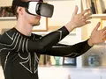 Кофта на змейке Xenoma e-skin превращает тело в VR-контроллер
