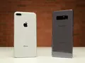 Битва на прочность между iPhone 8 Plus и Galaxy Note 8