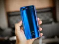 Honor тизерит анонс нового смартфона из серии Honor 10