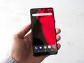 Официально: Essential Phone получит следующую новую версию ОС Android Q