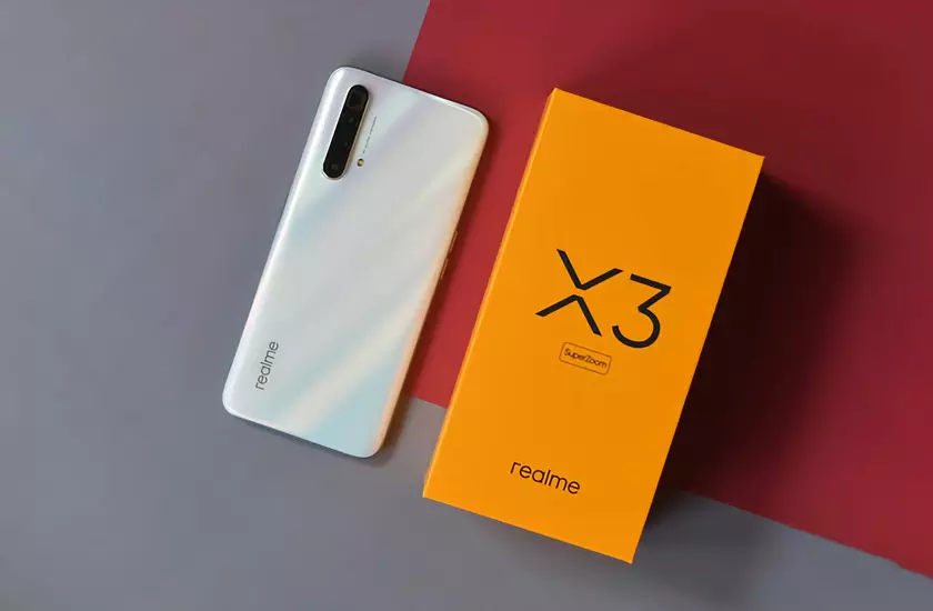 Realme X3 SuperZoom с чипом Snapdragon 855+ и перископической камерой представят в Европе 26 мая