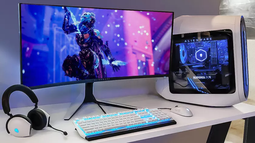 Стала известна цена первого в мире игрового монитора QD-OLED