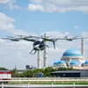 миниатюра AutoFlight Prosperity eVTOL во время испытательного полета