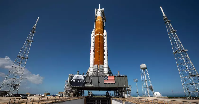 Лунная ракета SLS начнёт получать катастрофические повреждения, если не отправится в космос