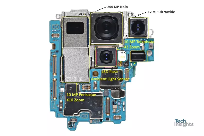 Разбираем Galaxy S23 Ultra: как камеры влияют на дизайн материнской платы?