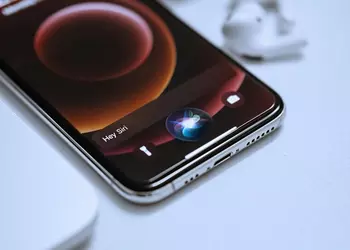 iOS 18 introduces the ability to give Siri a different name
