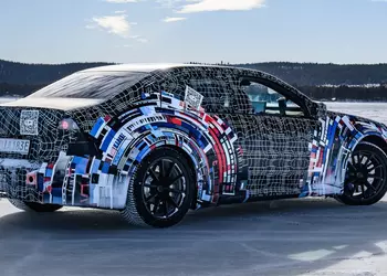 Электромобили BMW M будут имитировать звук работы двигателя и переключения передач
