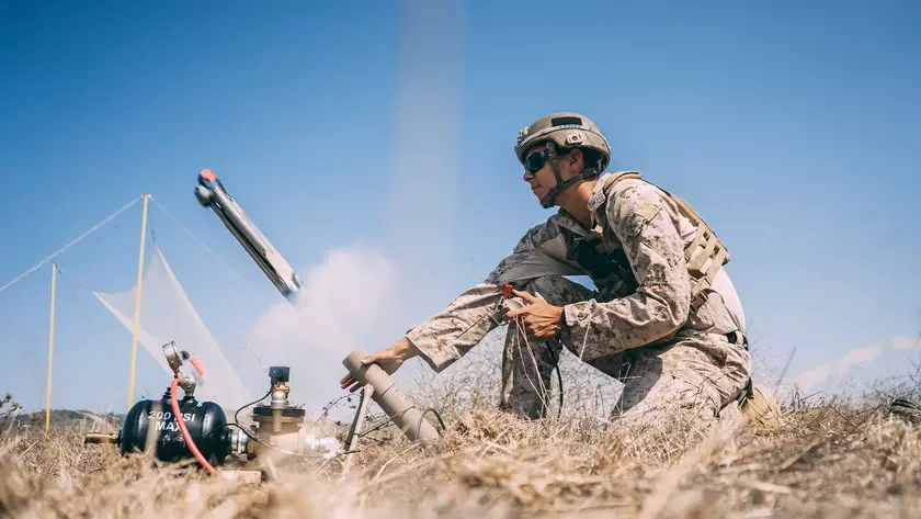 Украинские военные впервые продемонстрировали в действии пусковую установку Switchblade 300