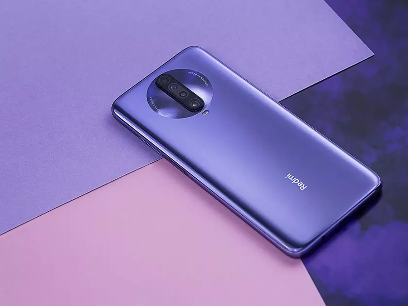 Xiaomi оштрафовали за ложную рекламу: обычный ЖК экран выдали за дисплей Samsung AMOLED