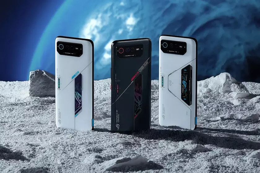 E4 AMOLED-дисплей на 165 Гц, чип Snapdragon 8 Gen 2, батарей на 6000 мАч и защита IP54: в интернете появились характеристики ASUS ROG Phone 7