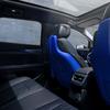 2026 Cadillac Optiq V в синих тонах