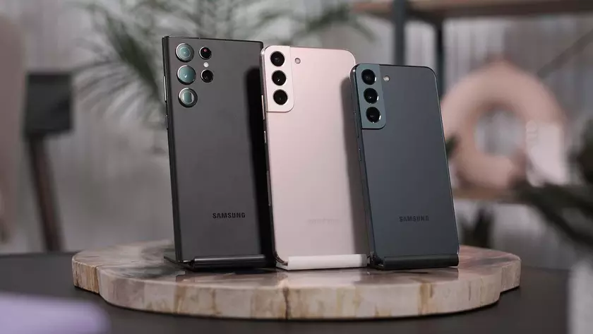 Европейские пользователи линейки Galaxy S22 получают обновление, связанное с сетями 4G
