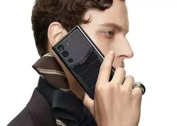 Vertu представила премиальный смартфон Metavertu для криптовалюты и NFT с кожей аллигатора, золотом и бриллиантами. Он стоит $41 000