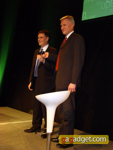 NokiaN97_4.jpg