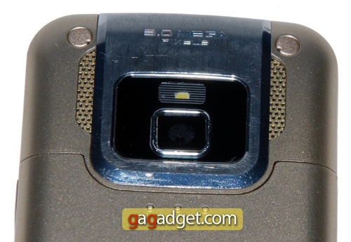 LG_KM330_05.jpg