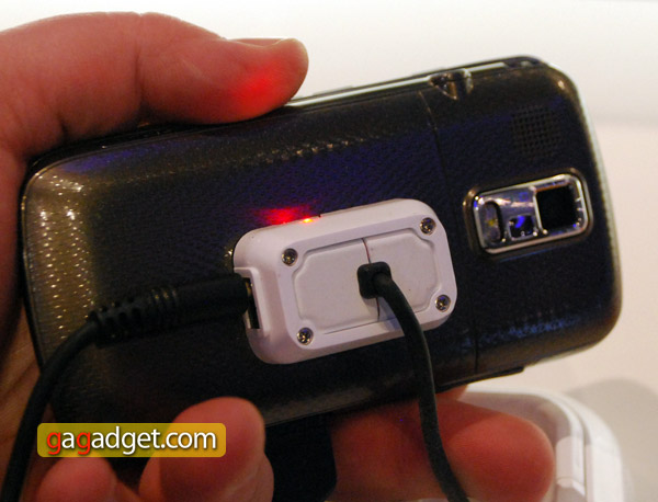 SamsungCES2010_103.jpg