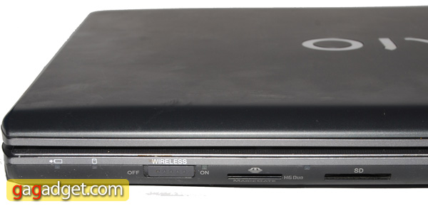SonyVaioF_15.jpg