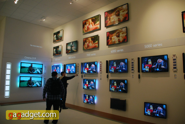  PhilipsTV2011_00.jpg