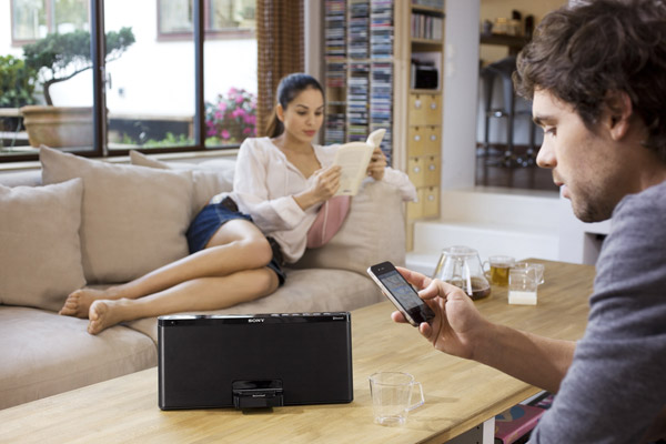 Ipod-dock-X60IPHONE_14.jpg