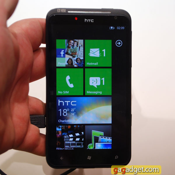 HTC_Titan_00.jpg