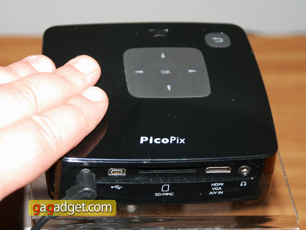 PhilipsPicoPix_P32_07.jpg