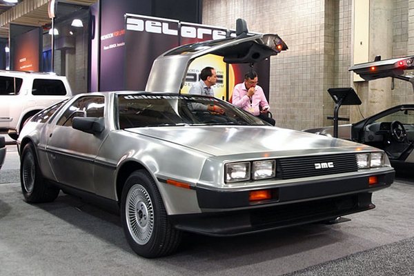 new-york-2012-delorean-electric-18-opt.jpg
