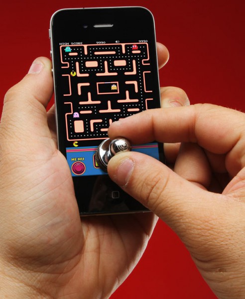 e8f5_joystick_it_iphone_playing.jpg