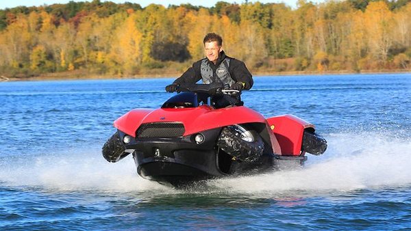 Quadski_1.jpg