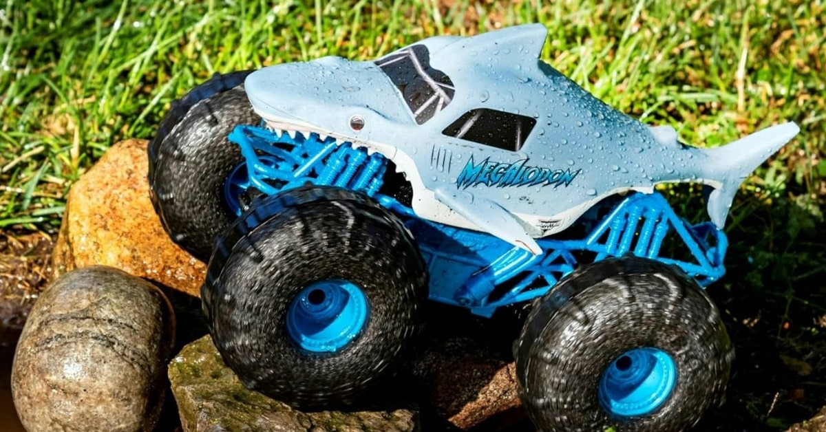 1:15 Official Megalodon RC Monster Truck