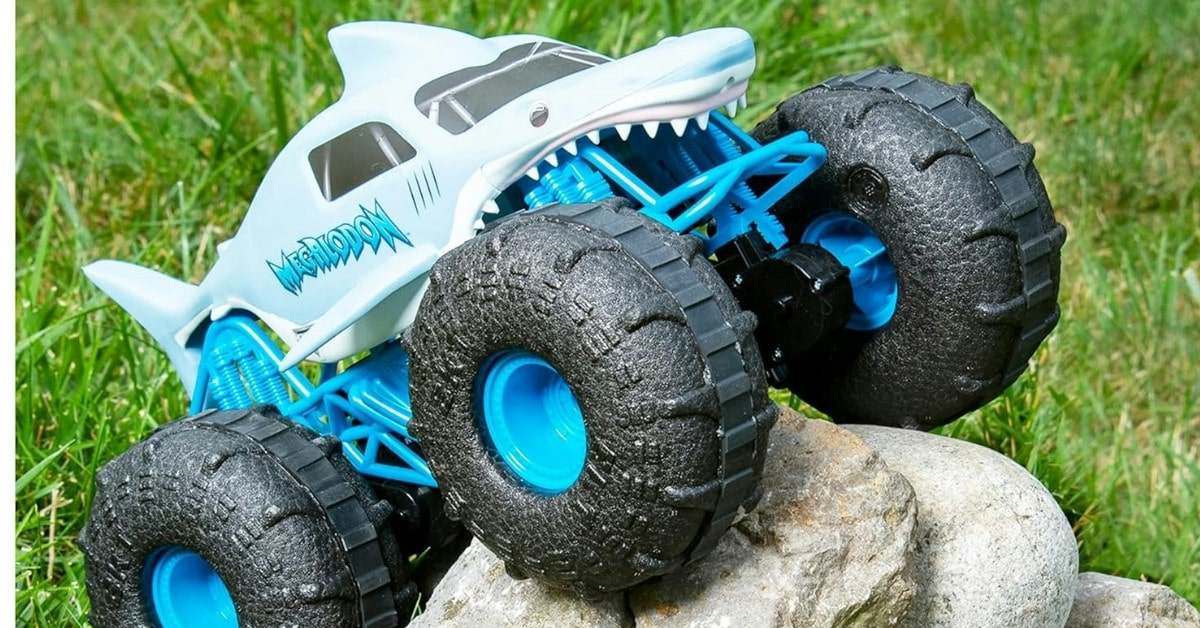 1:15 Official Megalodon big foot remote control car