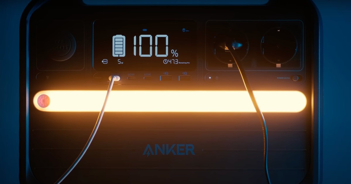 Anker 555 Portable Power Station 