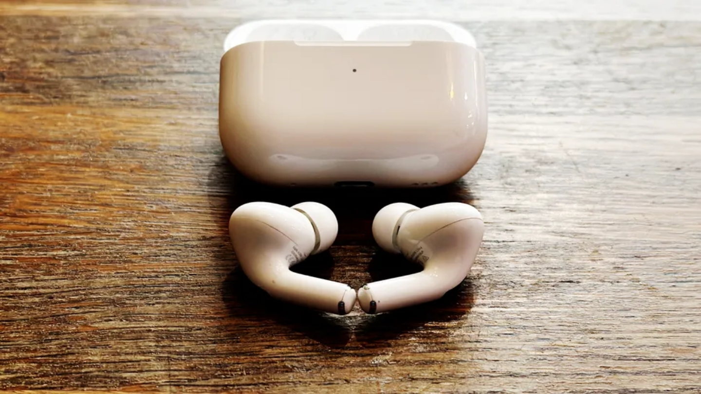 Écouteurs Apple AirPods Pro (2e génération) pour le trajet quotidien