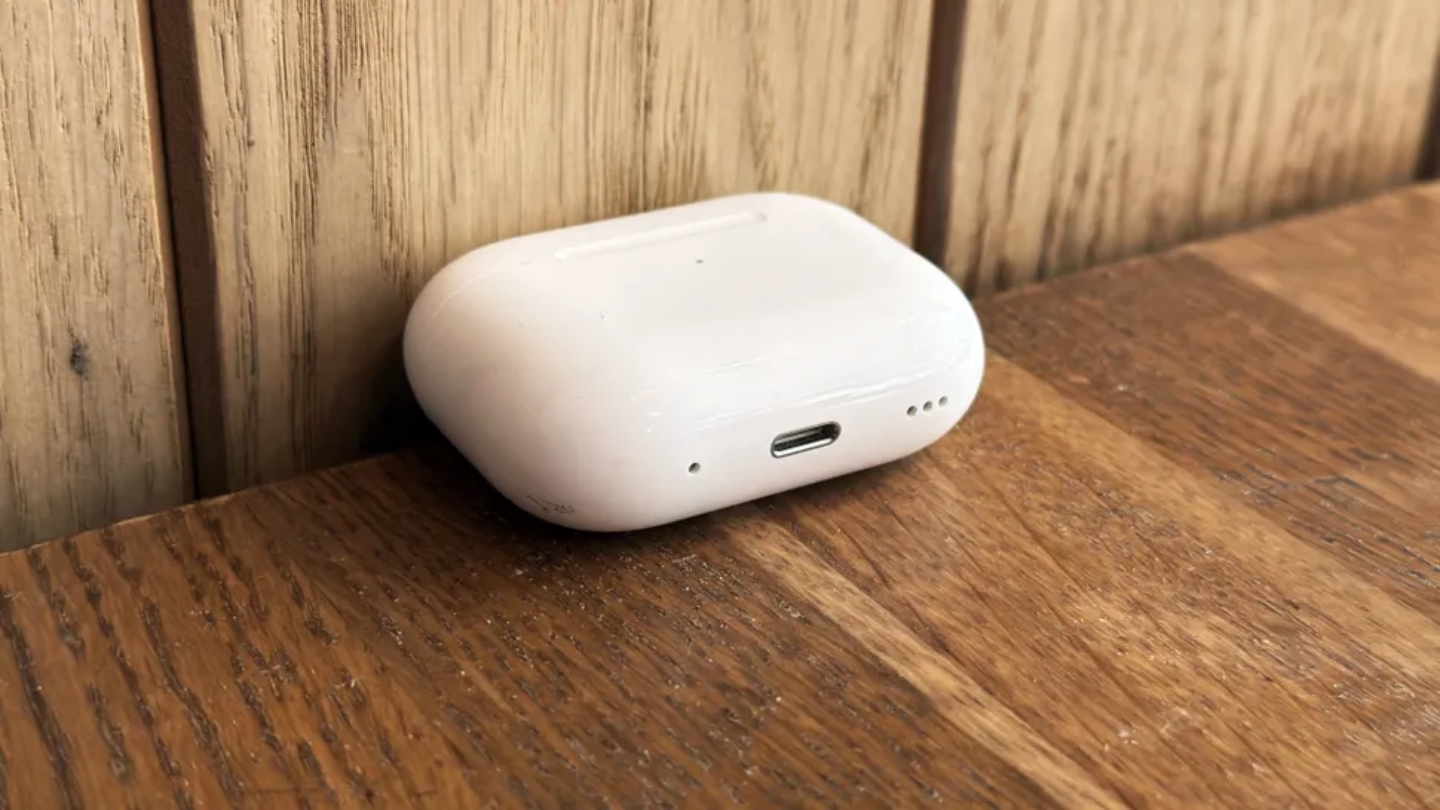 Écouteurs à réduction de bruit Apple AirPods Pro (2ème génération) pour les trajets quotidiens