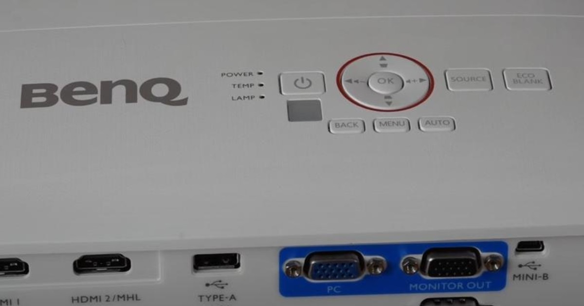 BenQ TH671ST meilleur projecteur pour petite pièce