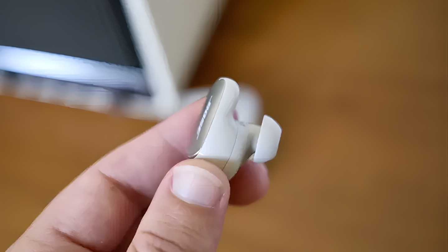 Écouteurs Bose QuietComfort Ultra (2e génération) pour les transports en commun