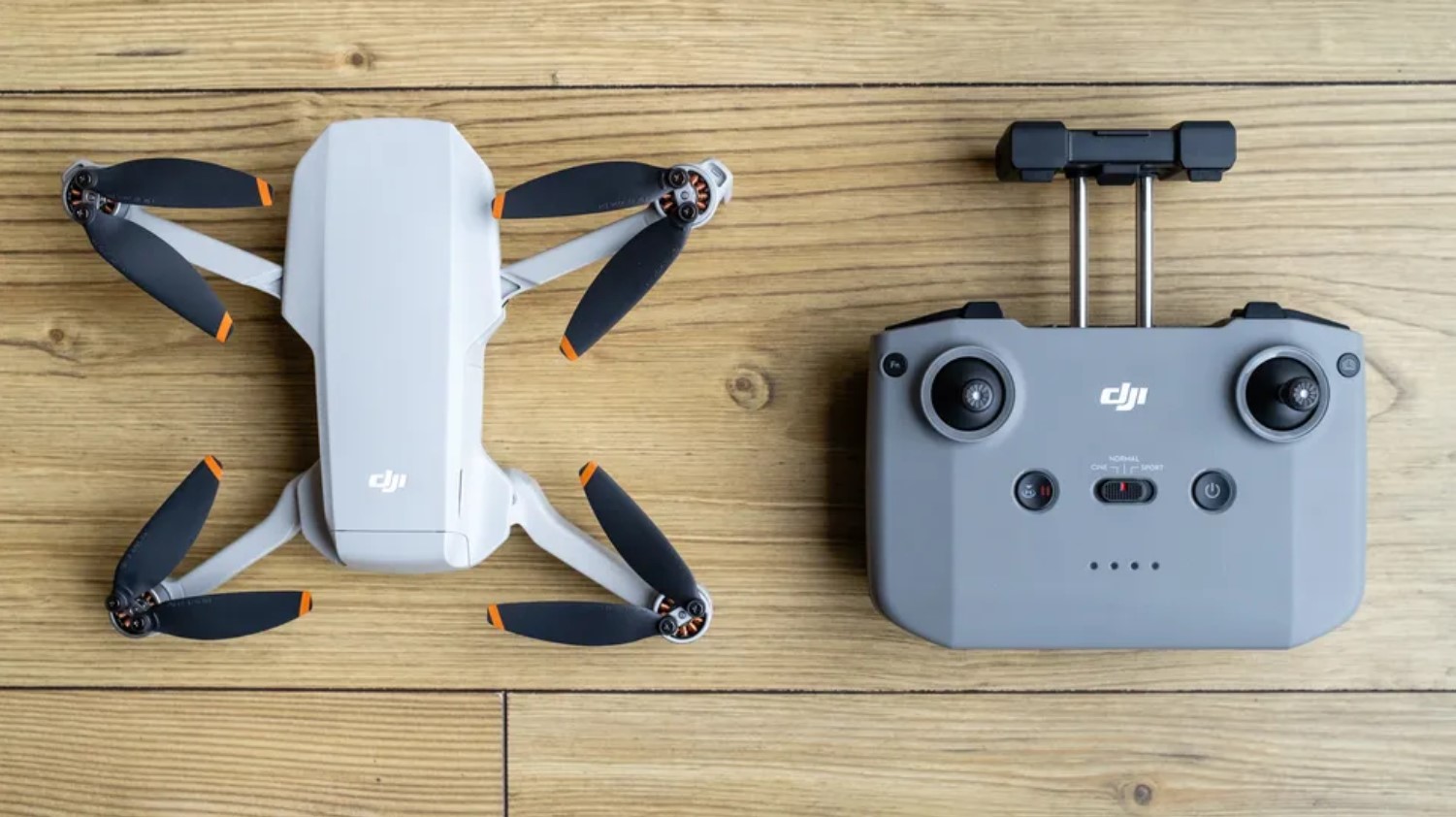 Atom 2 vs Mini 4K comparison