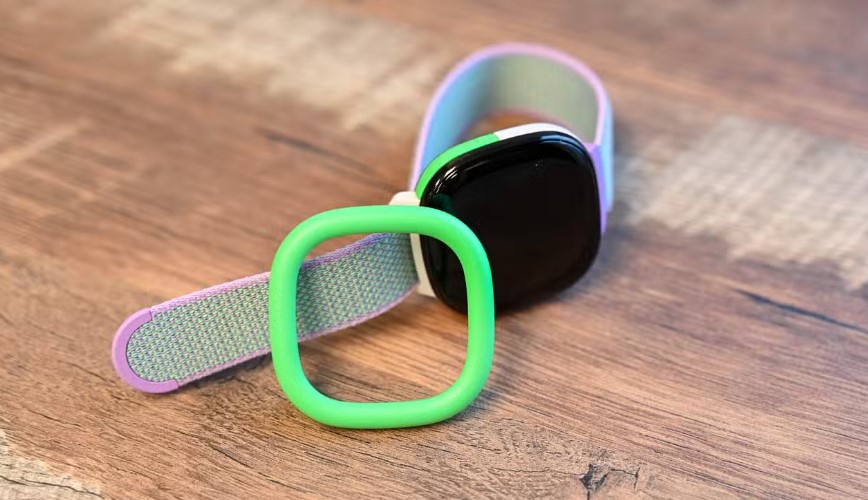 Montre intelligente étanche pour enfants Fitbit Ace LTE