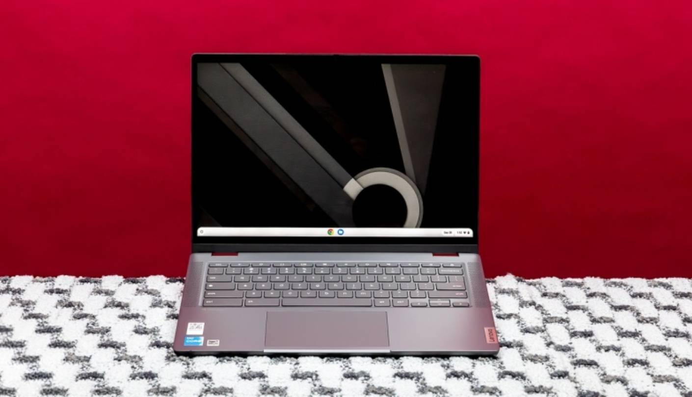 Lenovo IdeaPad Flex 5i Chromebook for home and school