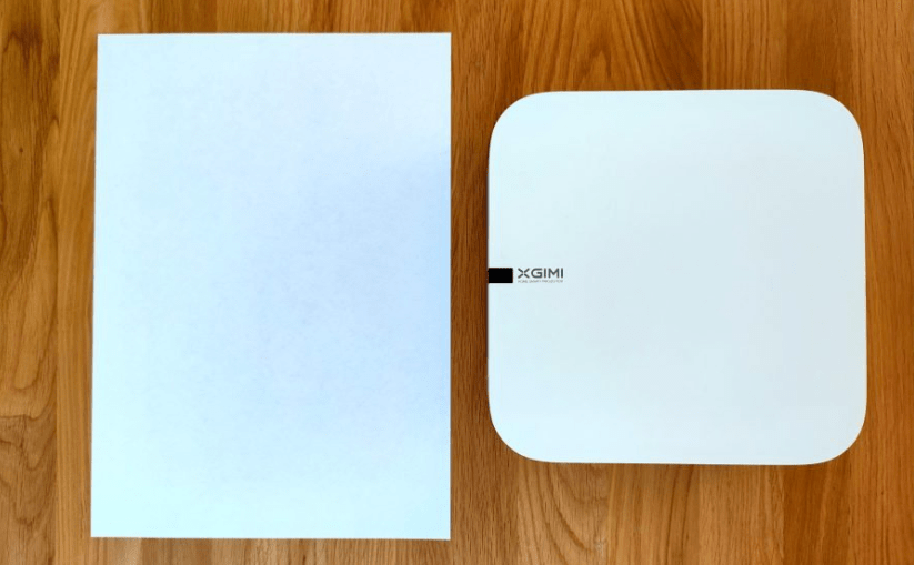 XGIMI Elfin or Viewsonic M2e