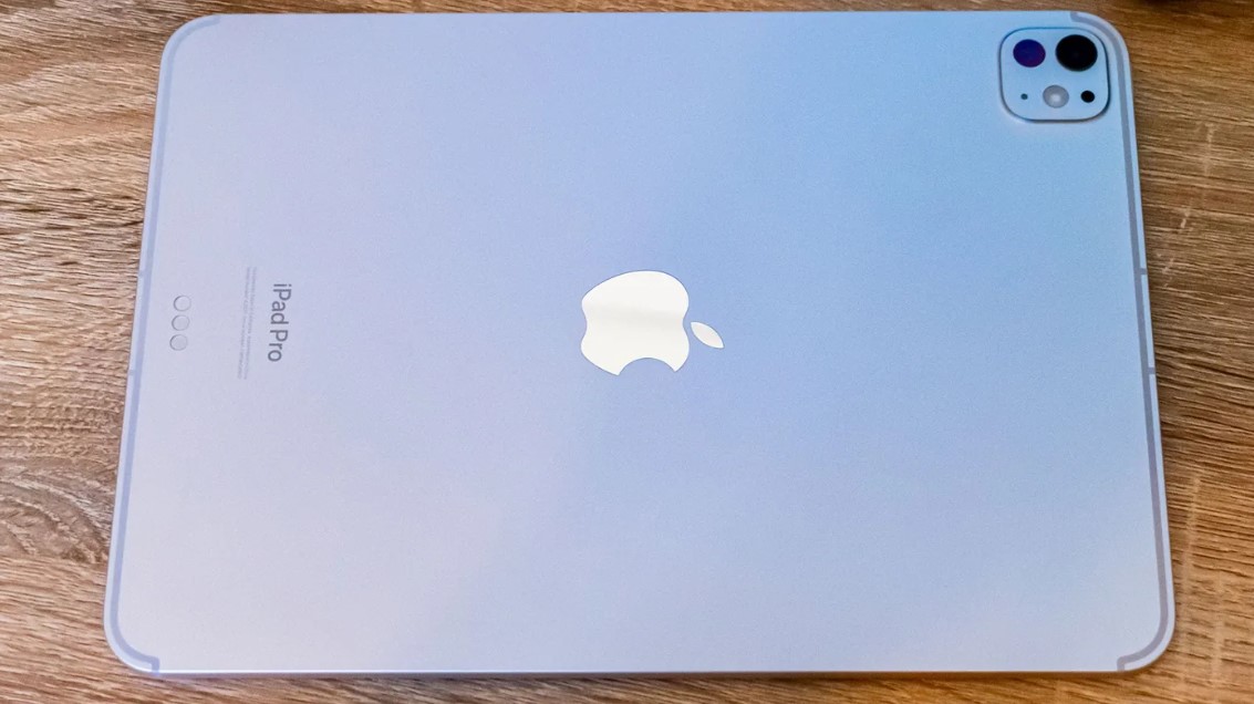 iPad Pro 13 M4 versus Galaxy Tab S10 Ultra
