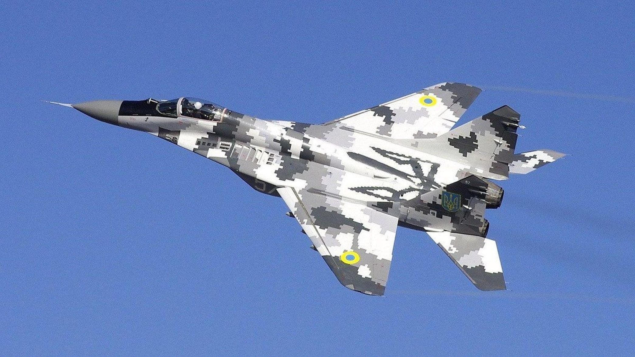 Авіація ЗСУ знищила російську техніку та склад боєприпасів у Херсонській області