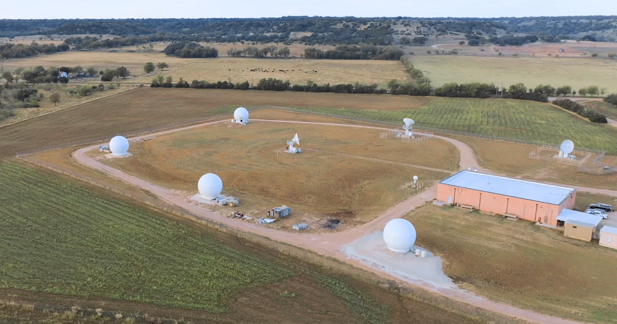 Apple will spend $450 million to launch emergency satellite service for iPhone 14 - it will be available by the end of fall in the U.S. and Canada