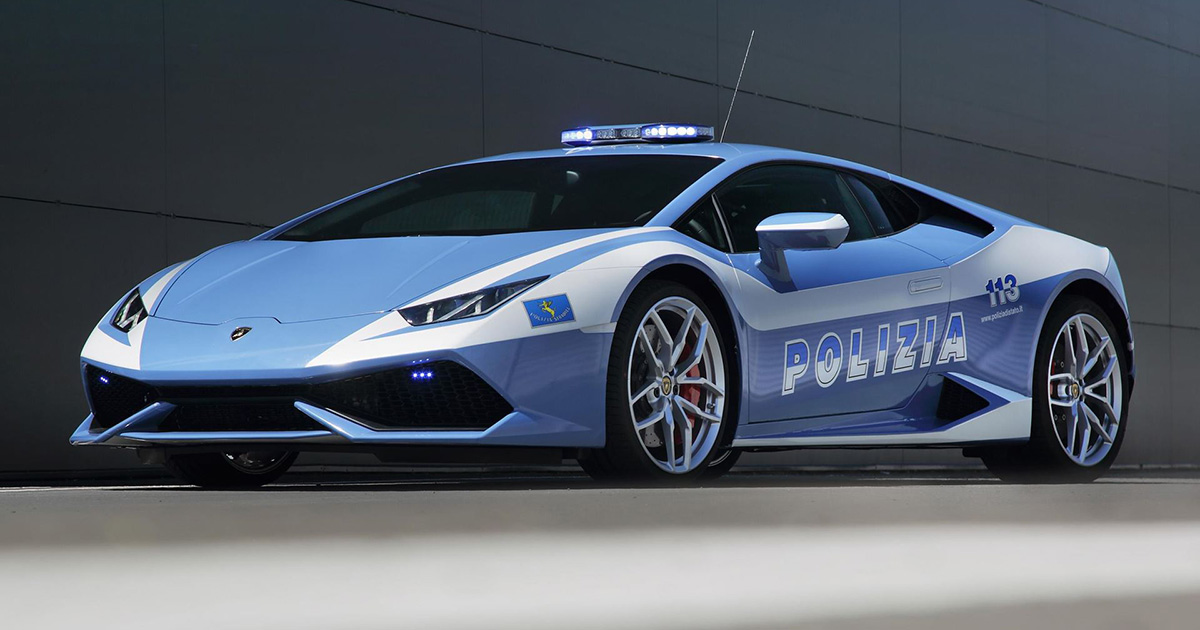 Два десятиліття разом: святкування 20-річної співпраці між Lamborghini та італійською поліцією